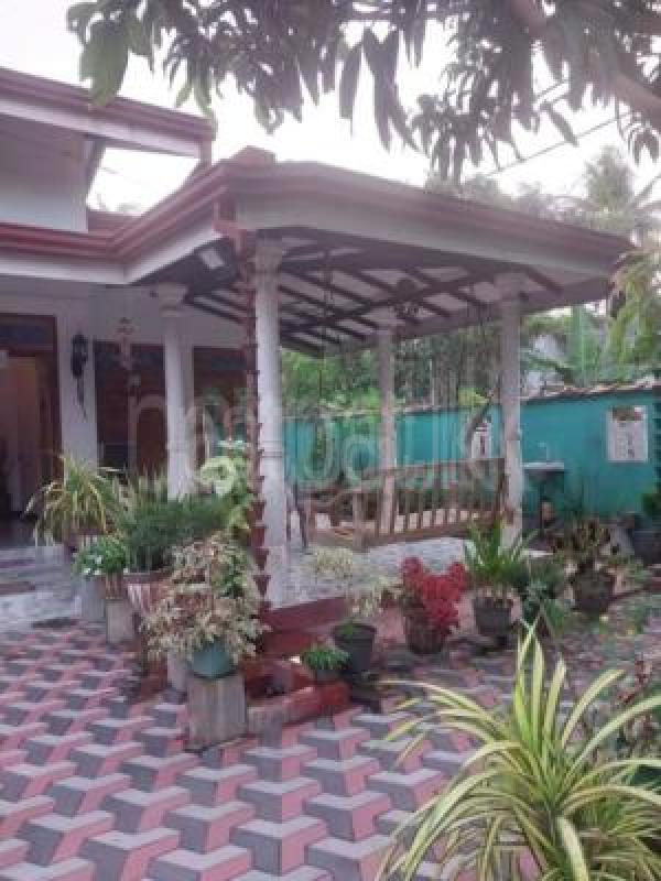 House for Sale in Minuwangoda