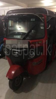Bajaj Three Wheel 2018