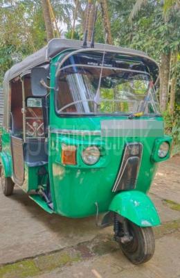 Bajaj Three Wheel 2010