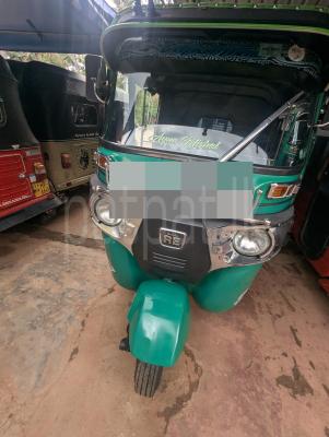 Bajaj Three Wheel 2015 - பயன்படுத்தப்பட்டது முச்சக்கர வண்டி sale in Sri Lanka - patpat.lk