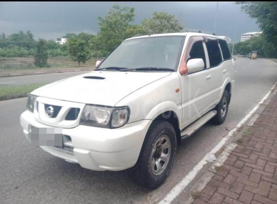 Nissan Terrano 2005 - Used SUV sale in Sri Lanka - patpat.lk