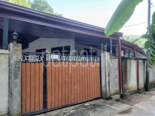 House for Sale in Polgahawela