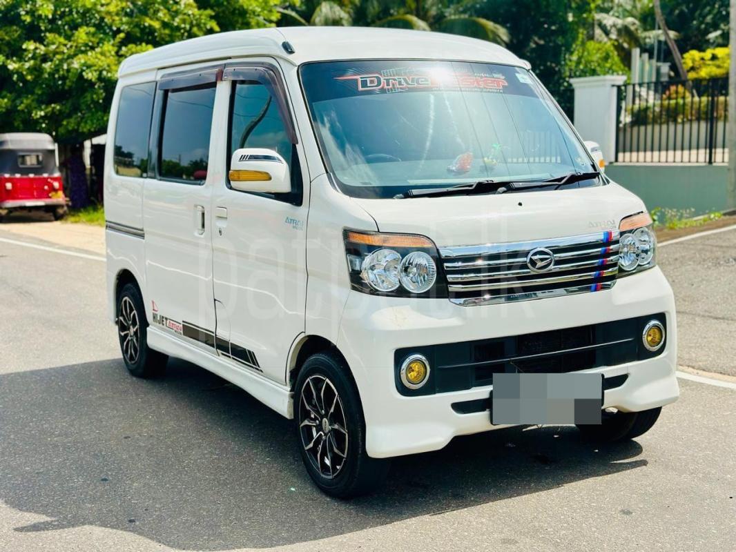 Daihatsu Atrai 2016 -  වෑන් රථය sale in Sri Lanka - patpat.lk