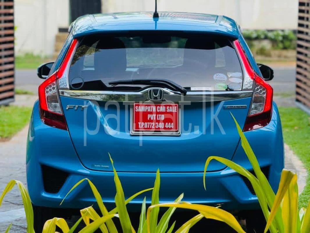 Advertisement image 4