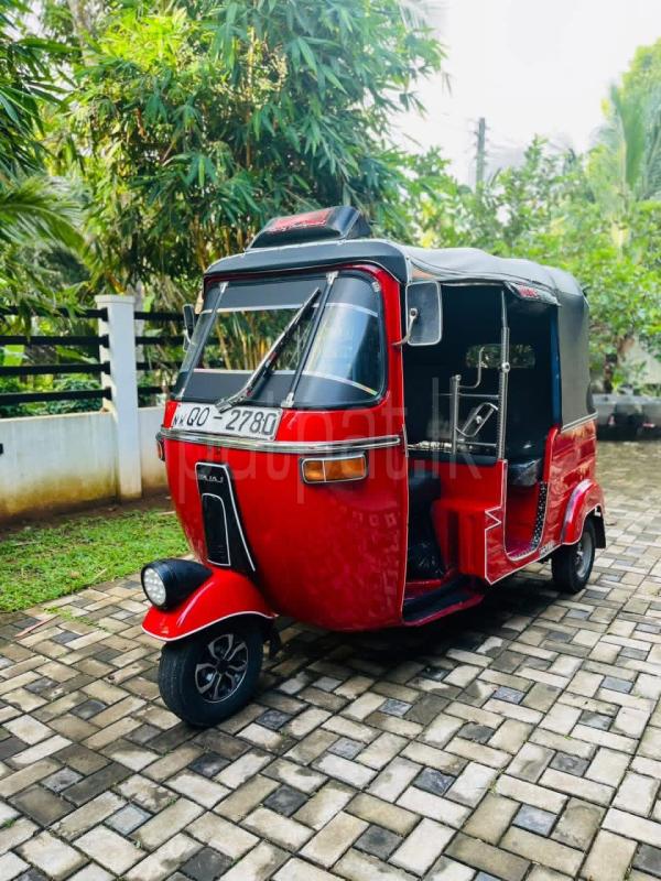 Bajaj 2 stroke 2002 - பயன்படுத்தப்பட்டது முச்சக்கர வண்டி sale in Sri Lanka - patpat.lk
