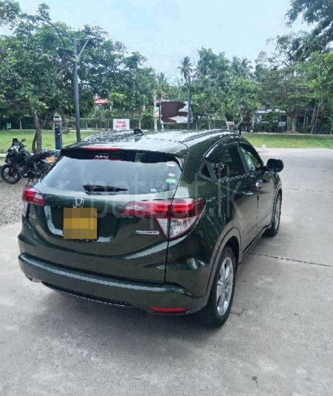 Honda Vezel 2013 - பயன்படுத்தப்பட்டது SUV sale in Sri Lanka - patpat.lk
