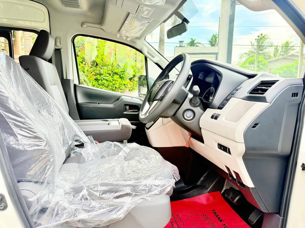 Toyota Hiace 2026 - Brand New Van sale in Sri Lanka - patpat.lk