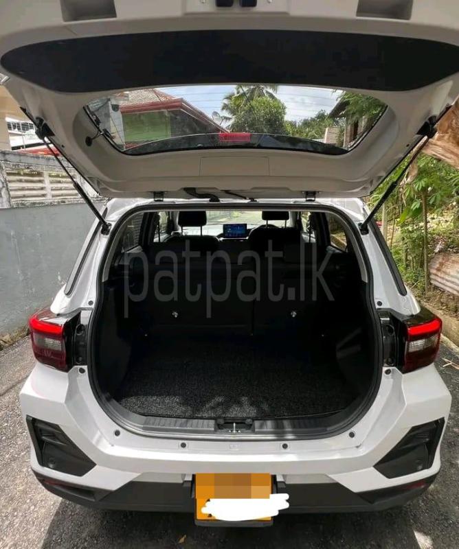 Advertisement image 4