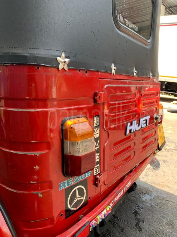 Bajaj Three Wheel 2012 - பயன்படுத்தப்பட்டது முச்சக்கர வண்டி sale in Sri Lanka - patpat.lk