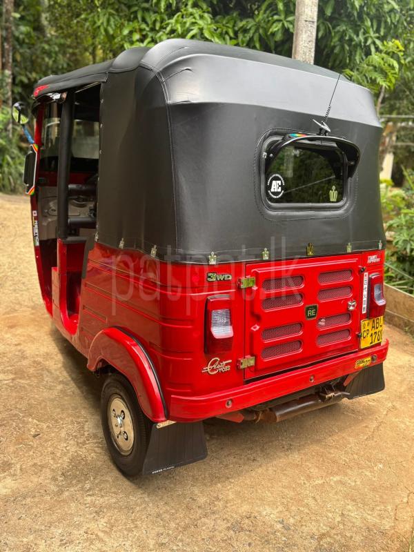 Bajaj Three Wheel 2016 - Used Three wheeler sale in Sri Lanka - patpat.lk
