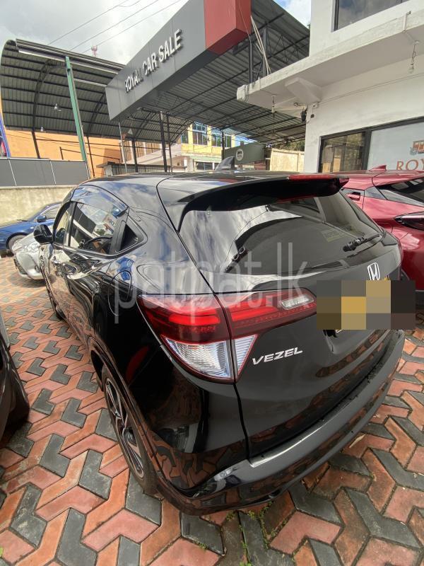Honda Vezel 2017 - பயன்படுத்தப்பட்டது SUV sale in Sri Lanka - patpat.lk