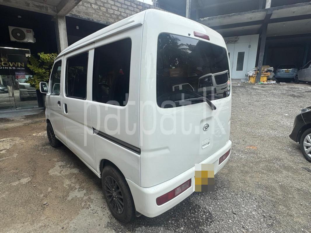 Advertisement image 1