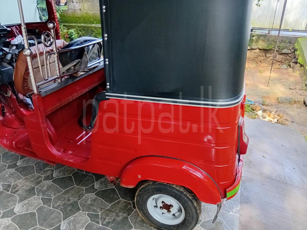 Bajaj 4 stroke 2014 - භාවිතා කරන ලද ත්‍රිරෝද රථය sale in Sri Lanka - patpat.lk