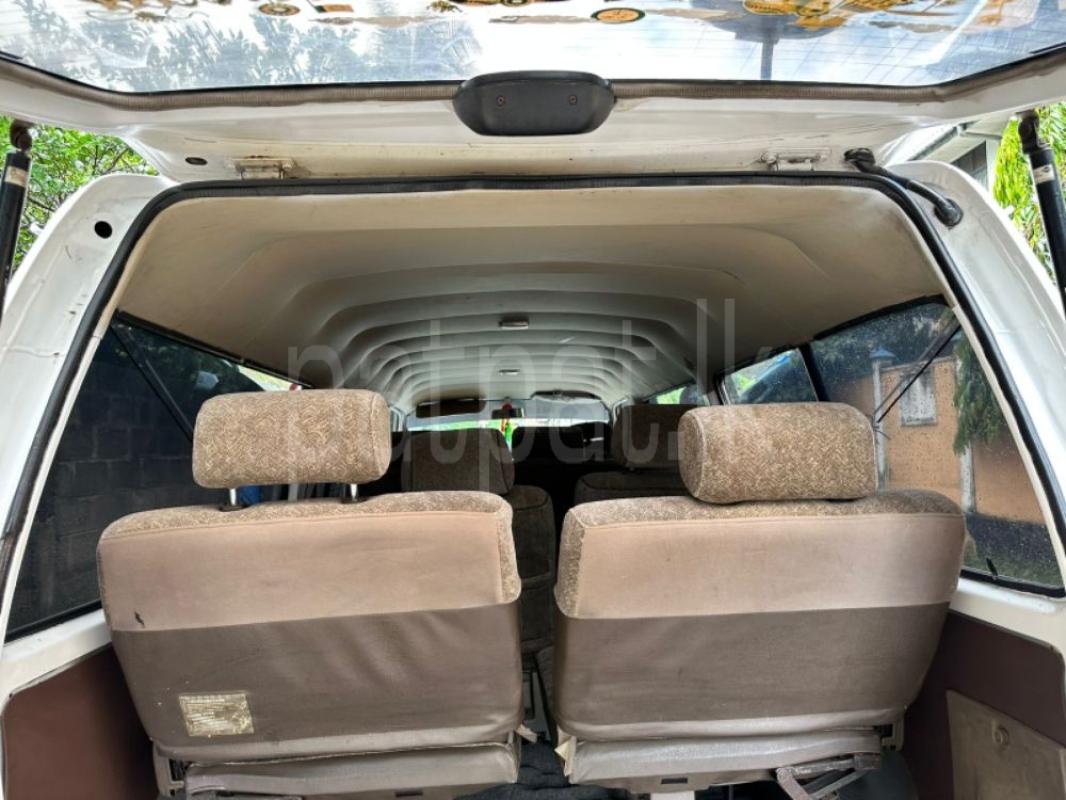 Nissan Caravan 1986 - பயன்படுத்தப்பட்டது வேன் sale in Sri Lanka - patpat.lk