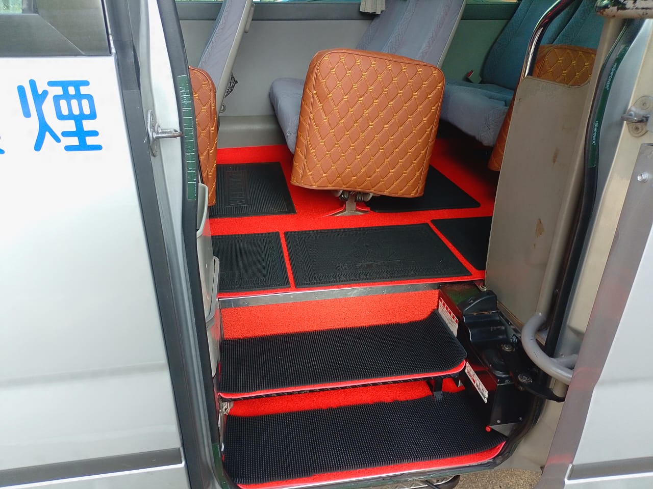 Toyota Coaster 2008 - Used Bus sale in Sri Lanka - patpat.lk