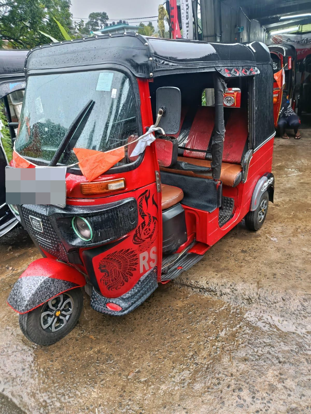 Bajaj Three Wheel 2017 - பயன்படுத்தப்பட்டது முச்சக்கர வண்டி sale in Sri Lanka - patpat.lk