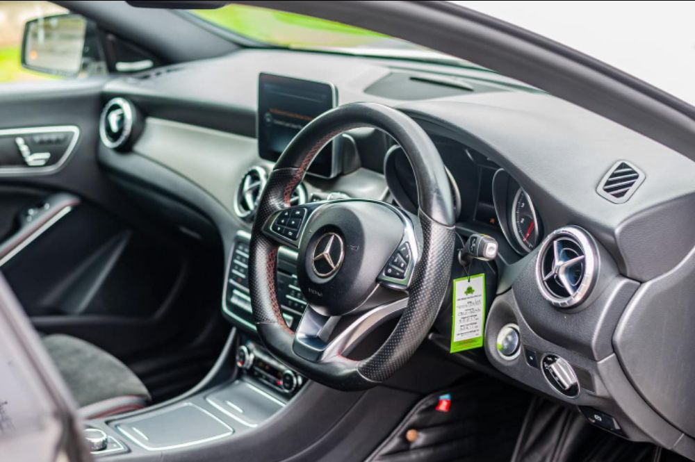Mercedes Benz CLA180 2017 - Used Car sale in Sri Lanka - patpat.lk