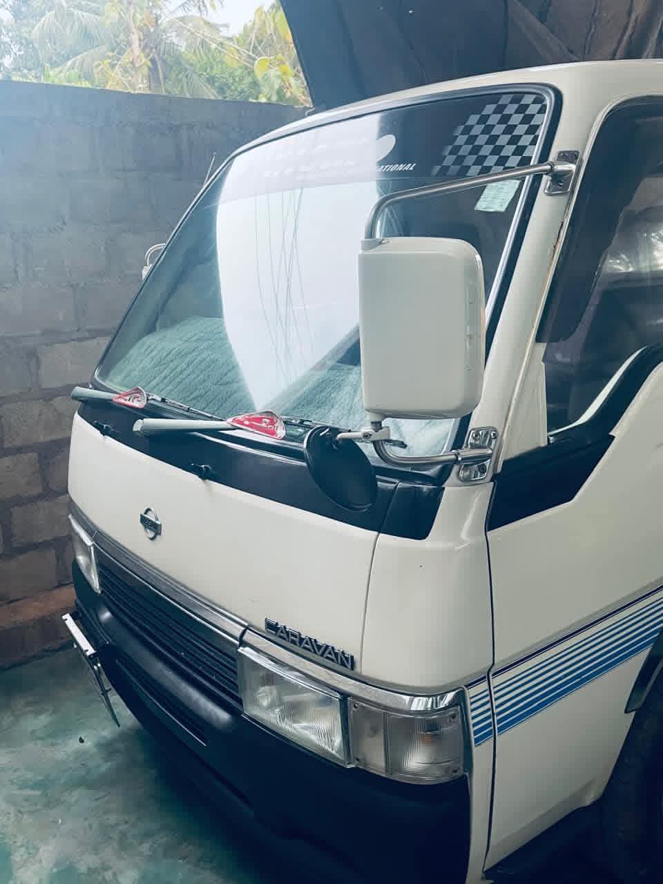 Nissan Caravan 1996 - Used Van sale in Sri Lanka - patpat.lk