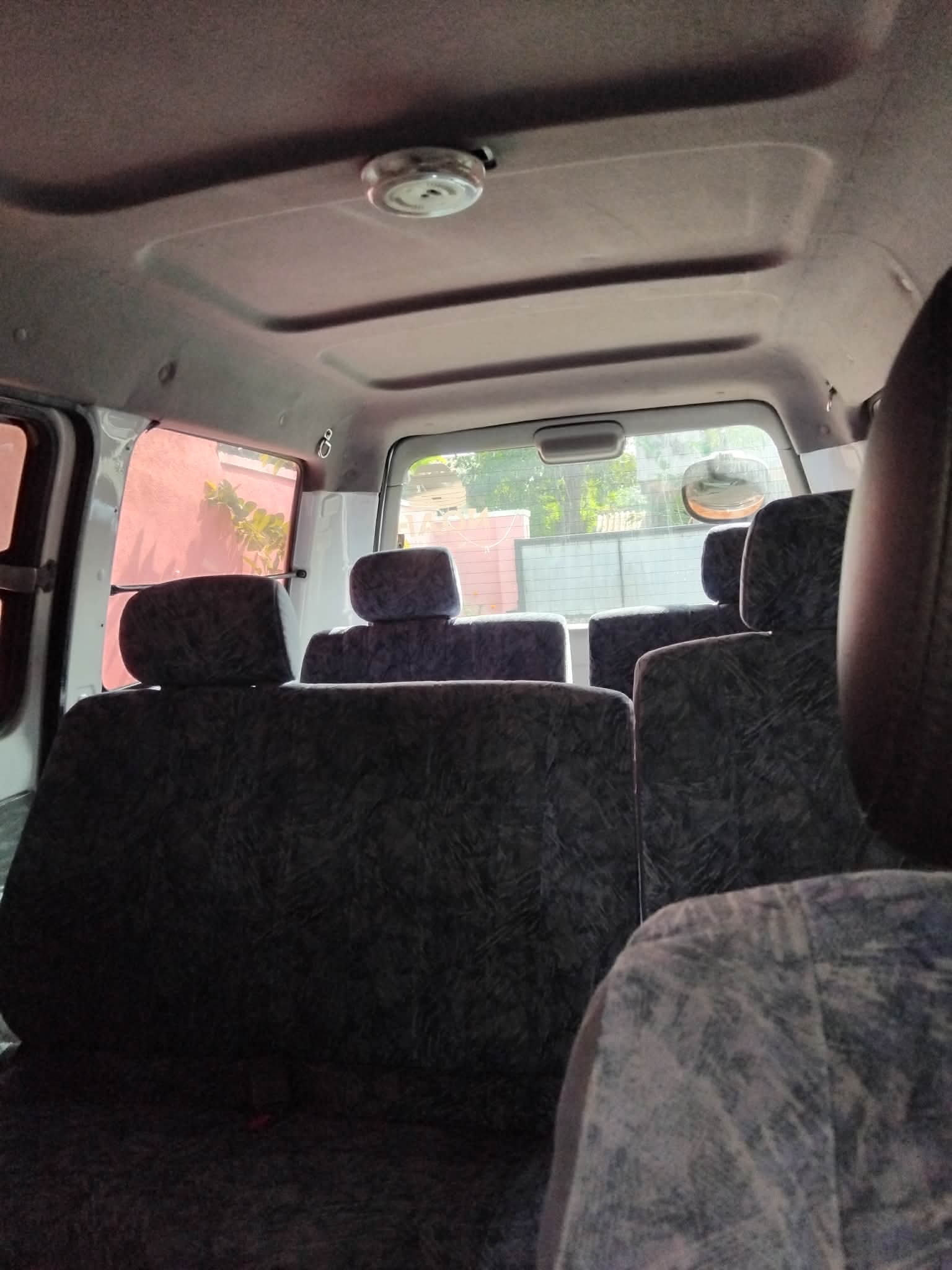 Toyota Noah 2001 - භාවිතා කරන ලද වෑන් රථය sale in Sri Lanka - patpat.lk