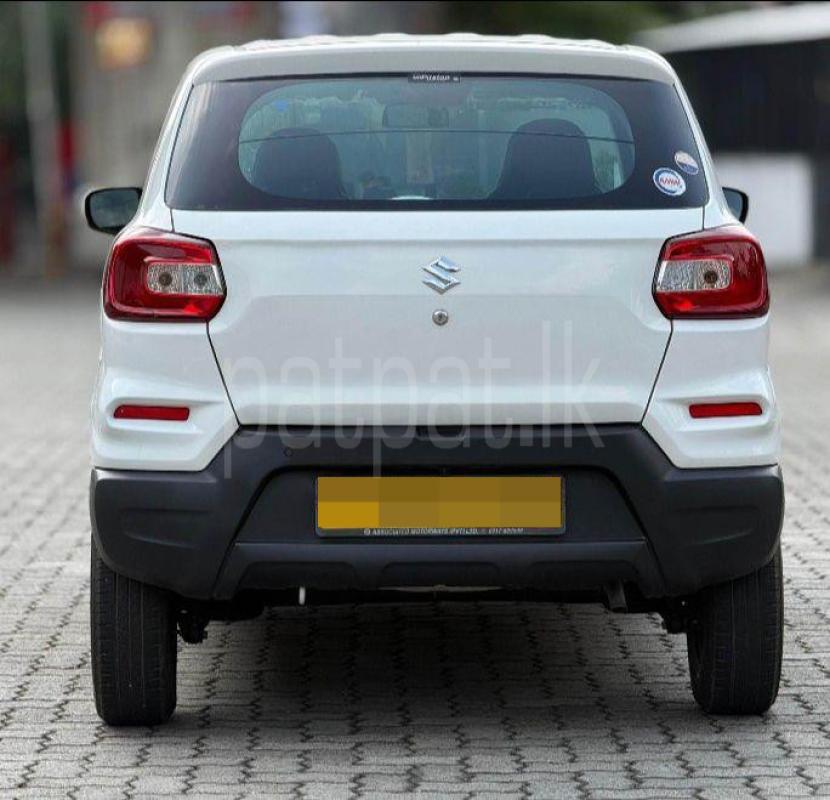 Advertisement image 6