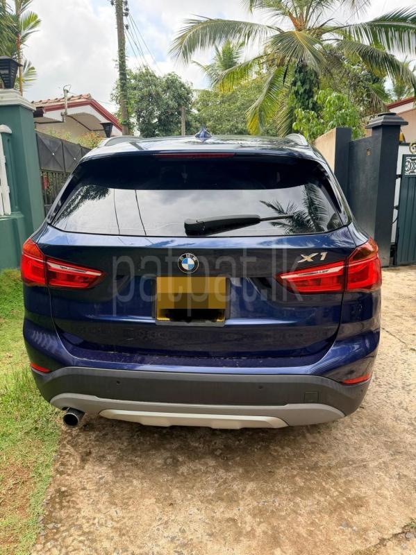 BMW x1 2017 - භාවිතා කරන ලද SUV රථය sale in Sri Lanka - patpat.lk
