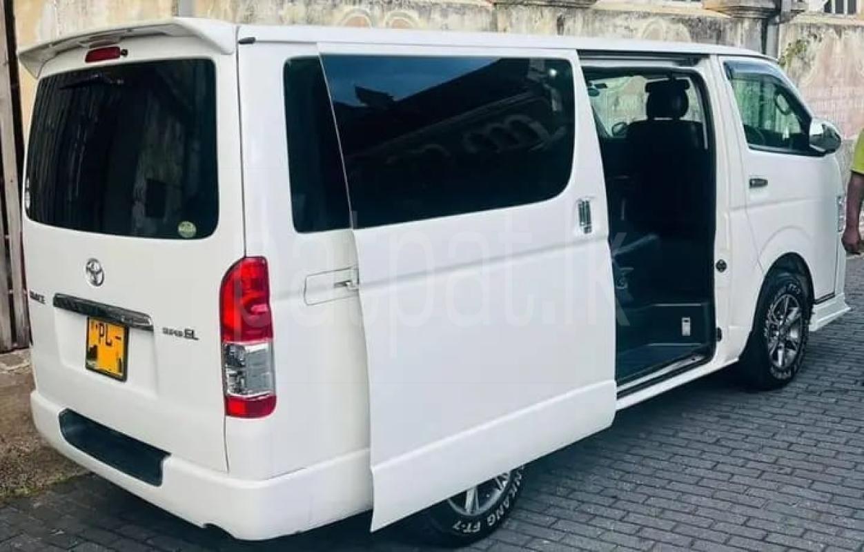 Advertisement image 3