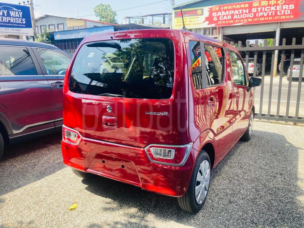 Advertisement image 4