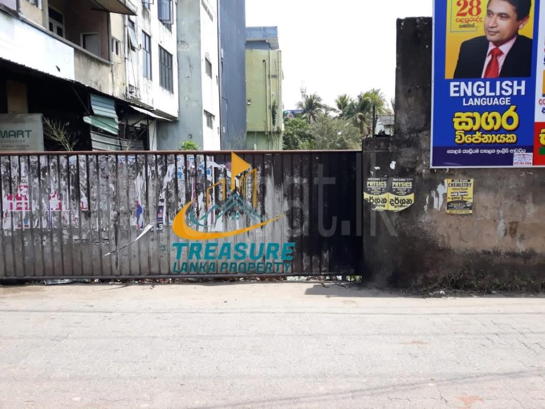 Advertisement image 1