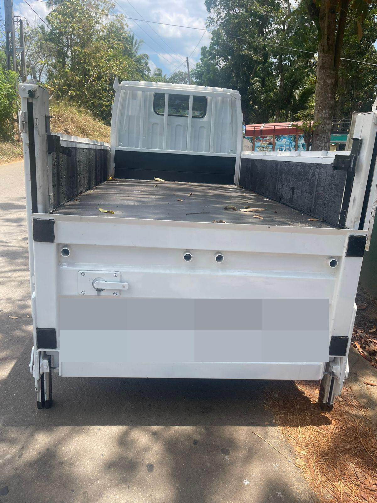 Mitsubishi Canter 2007 - Used Truck sale in Sri Lanka - patpat.lk