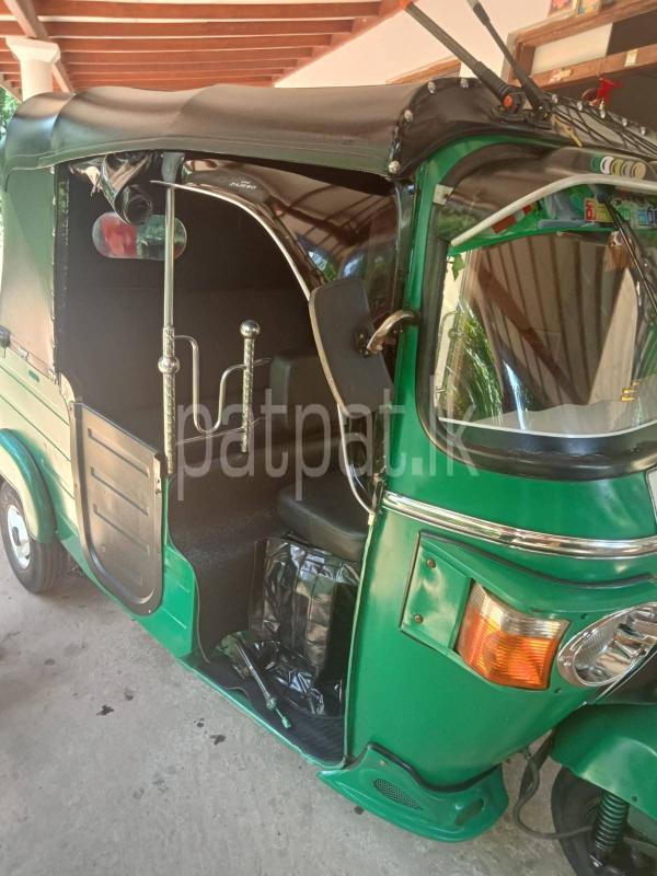 Bajaj 4 stroke 2011 - பயன்படுத்தப்பட்டது முச்சக்கர வண்டி sale in Sri Lanka - patpat.lk
