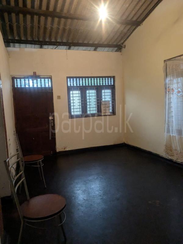 House for Rent in Makola