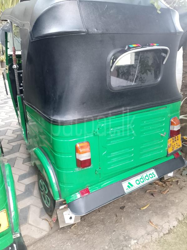 Bajaj 4 stroke 2012 - Used Three wheeler sale in Sri Lanka - patpat.lk