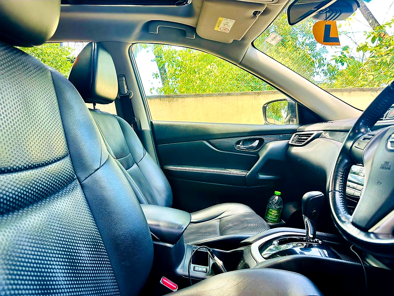 Nissan X Trail 2015 - Used SUV sale in Sri Lanka - patpat.lk