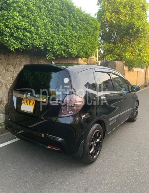 Advertisement image 3