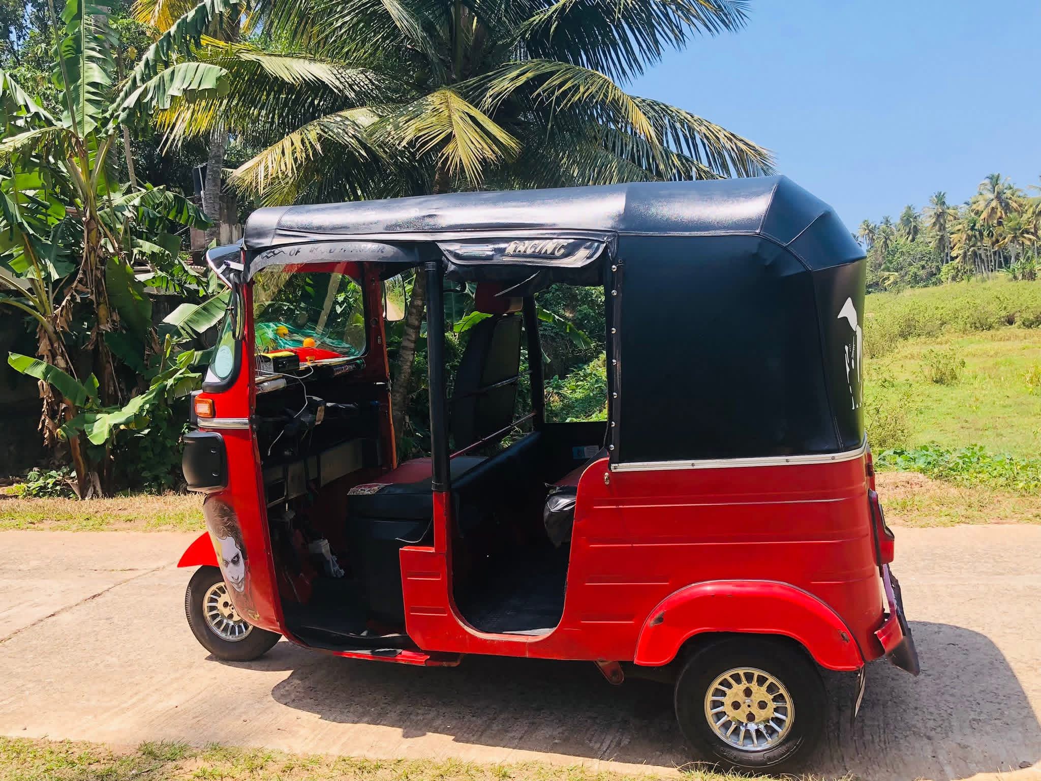 Bajaj Three Wheel 2016 - භාවිතා කරන ලද ත්‍රිරෝද රථය sale in Sri Lanka - patpat.lk