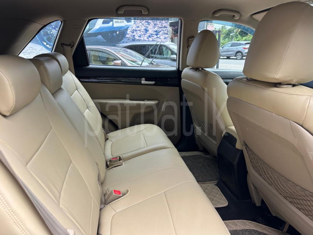 KIA Sorento 2012 - பயன்படுத்தப்பட்டது SUV sale in Sri Lanka - patpat.lk