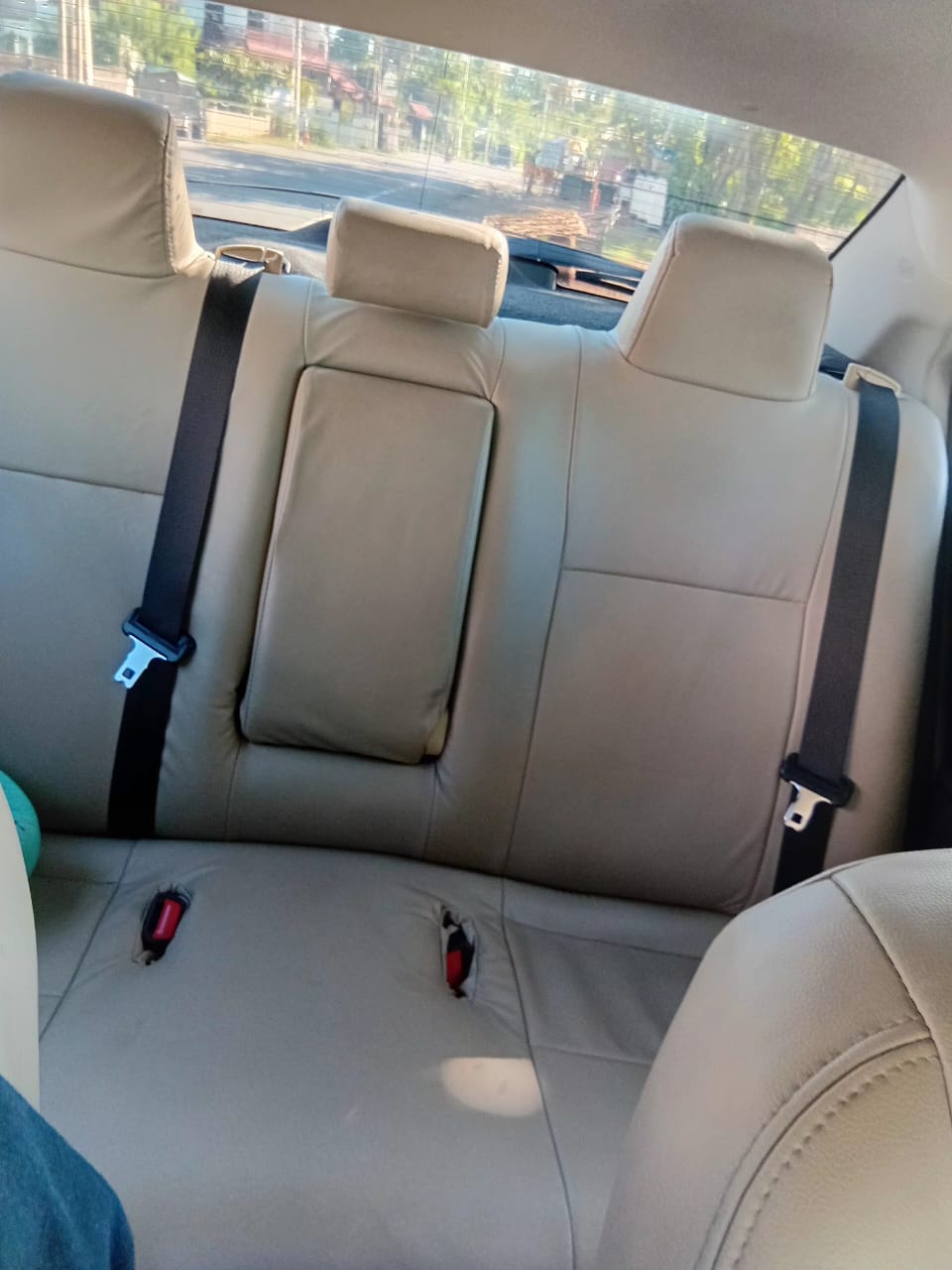 Toyota Axio 2016 - භාවිතා කරන ලද කාර් sale in Sri Lanka - patpat.lk
