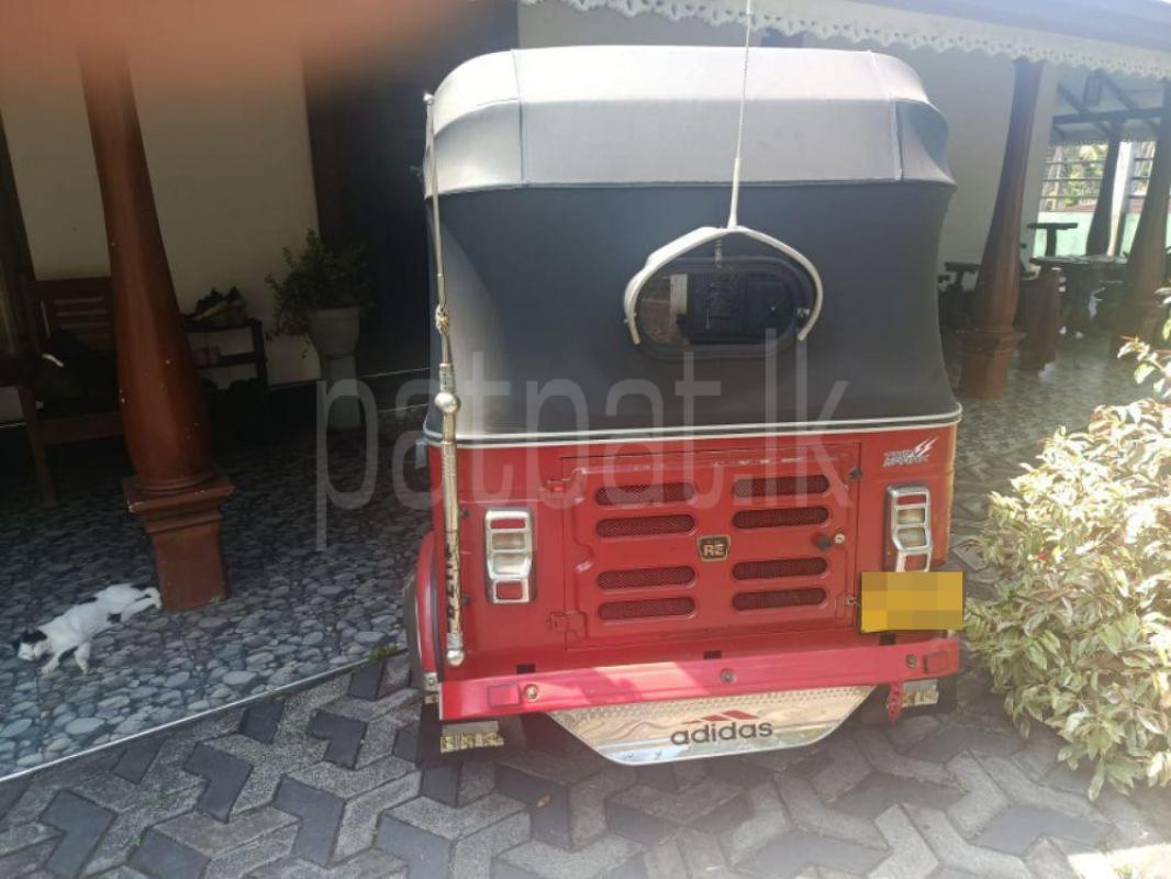 Bajaj Three Wheel 2018 - Used Three wheeler sale in Sri Lanka - patpat.lk