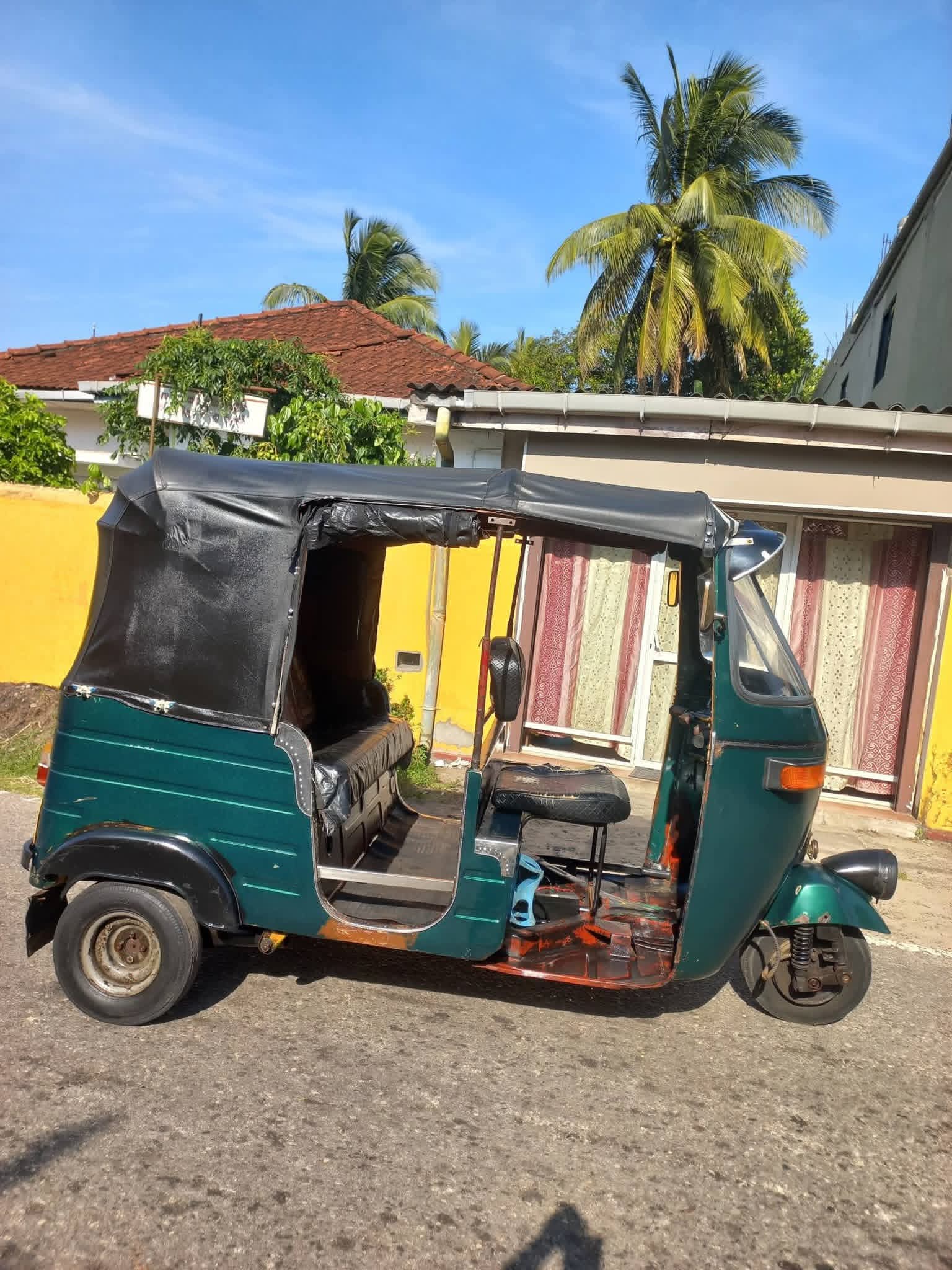 Bajaj Three Wheel 2003 - பயன்படுத்தப்பட்டது முச்சக்கர வண்டி sale in Sri Lanka - patpat.lk