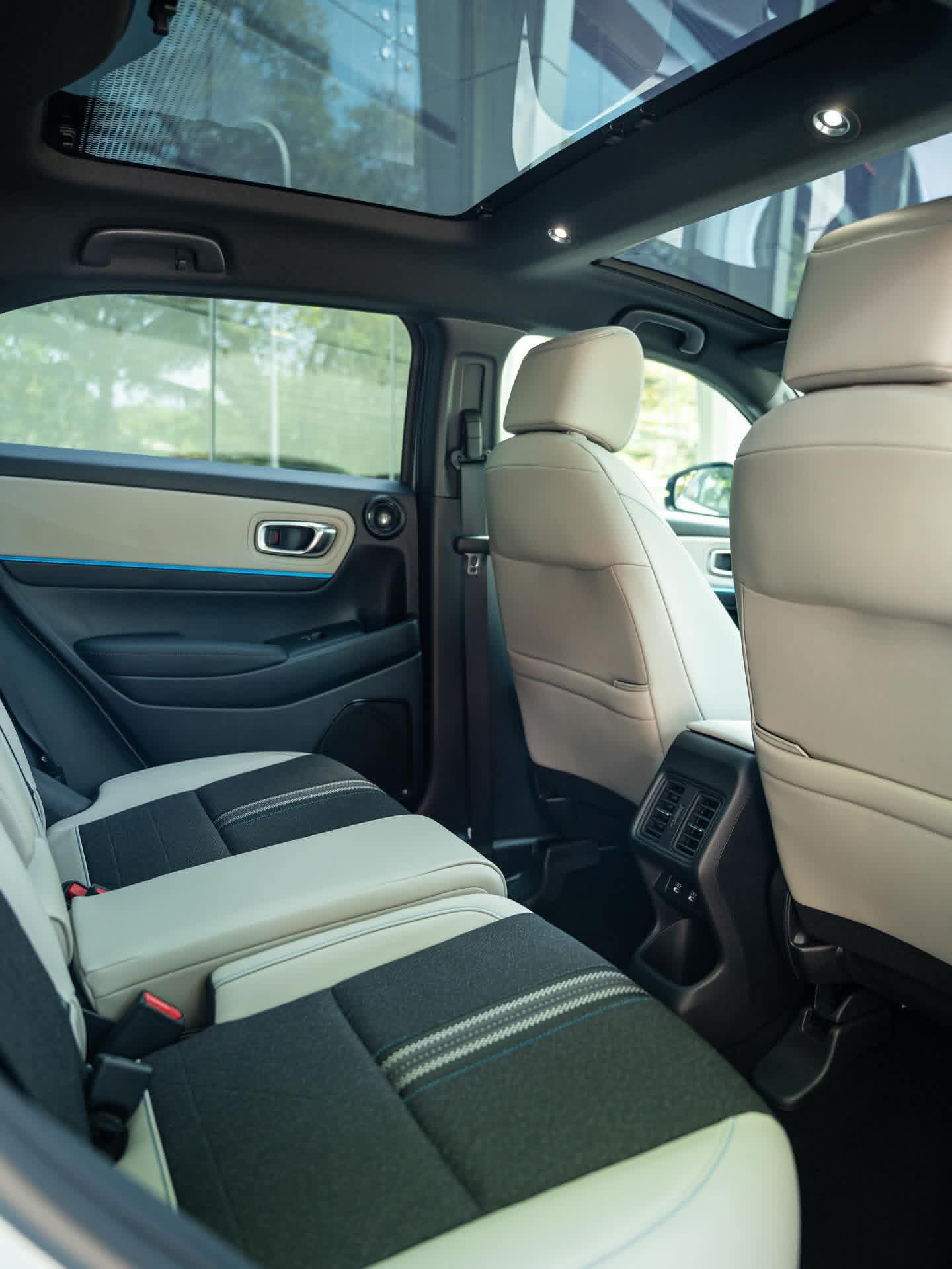 Honda Vezel 2025 - අලුත් SUV රථය sale in Sri Lanka - patpat.lk