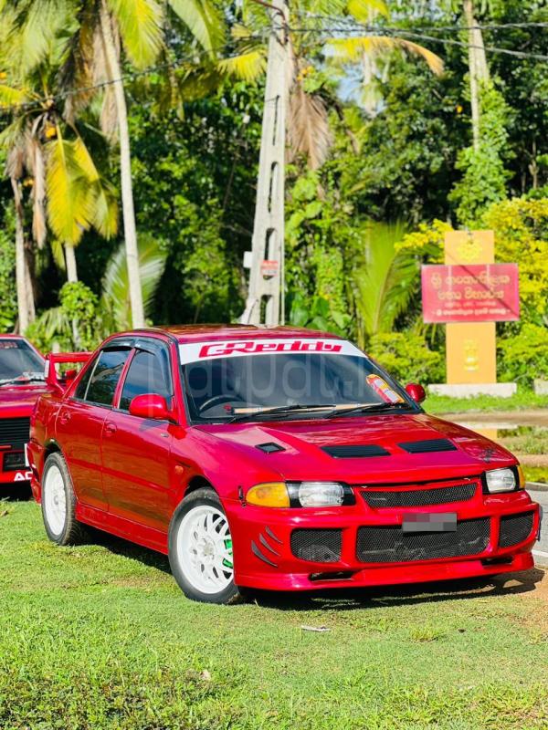 Mitsubishi Lancer 1993 - பயன்படுத்தப்பட்டது கார் sale in Sri Lanka - patpat.lk