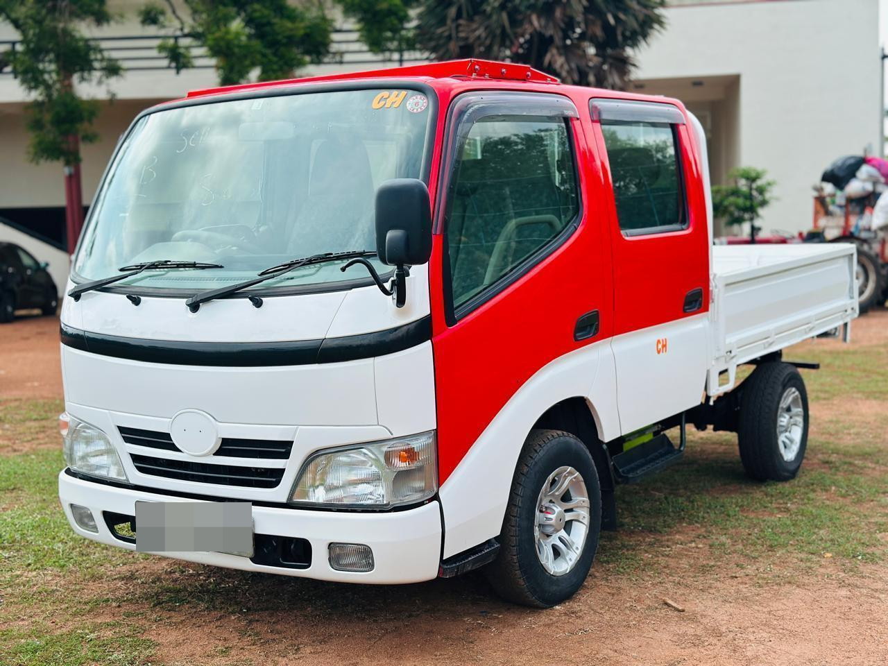 Toyota Dyna 1996 - பயன்படுத்தப்பட்டது டிரக் sale in Sri Lanka - patpat.lk