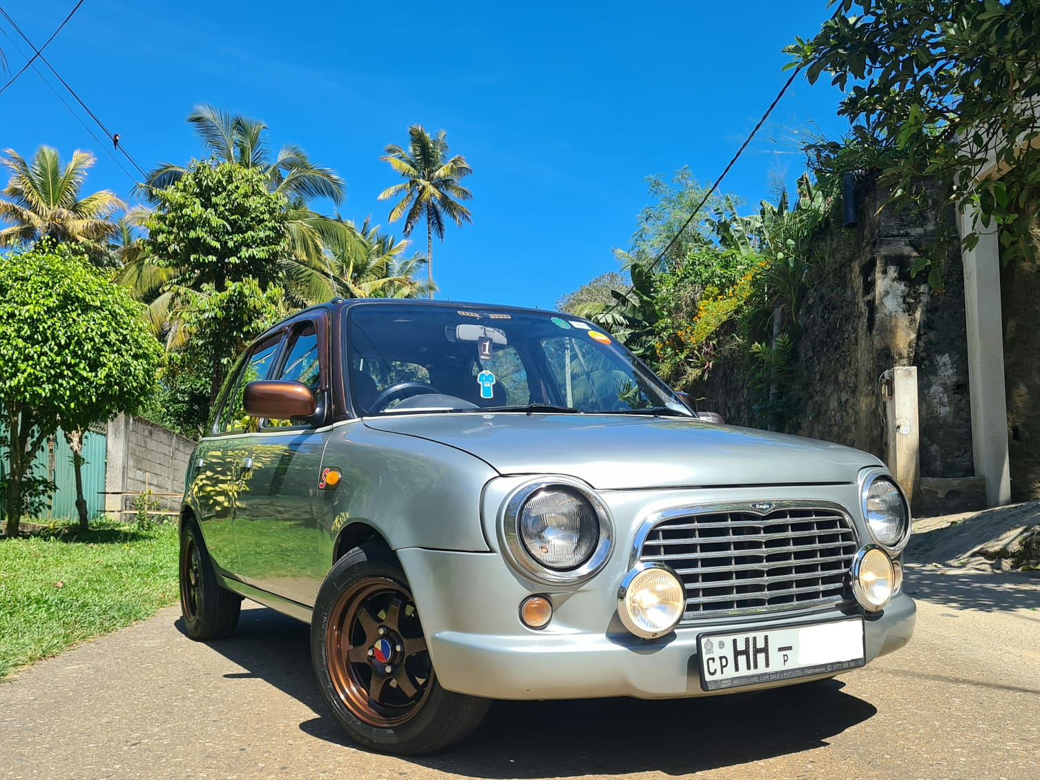 Nissan March 1999 ads-image-1