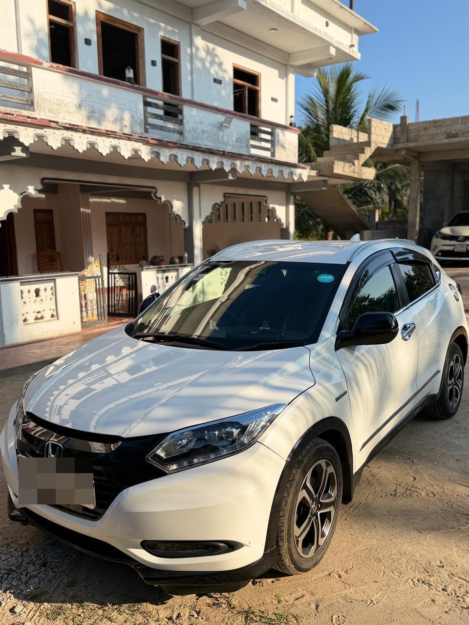 Honda Vezel 2014 - பயன்படுத்தப்பட்டது SUV sale in Sri Lanka - patpat.lk