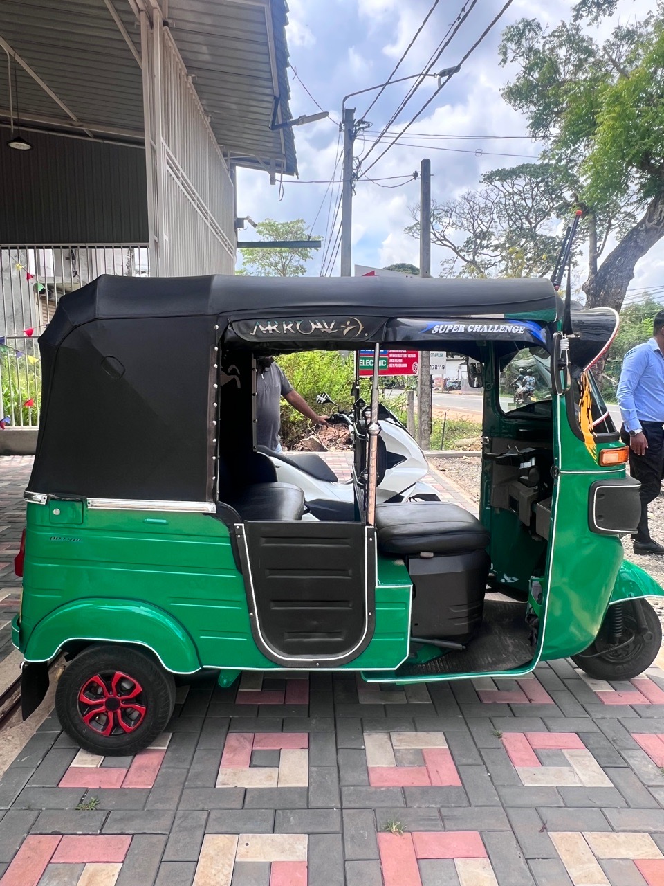 Bajaj Three Wheel 2016 - Used Three wheeler sale in Sri Lanka - patpat.lk