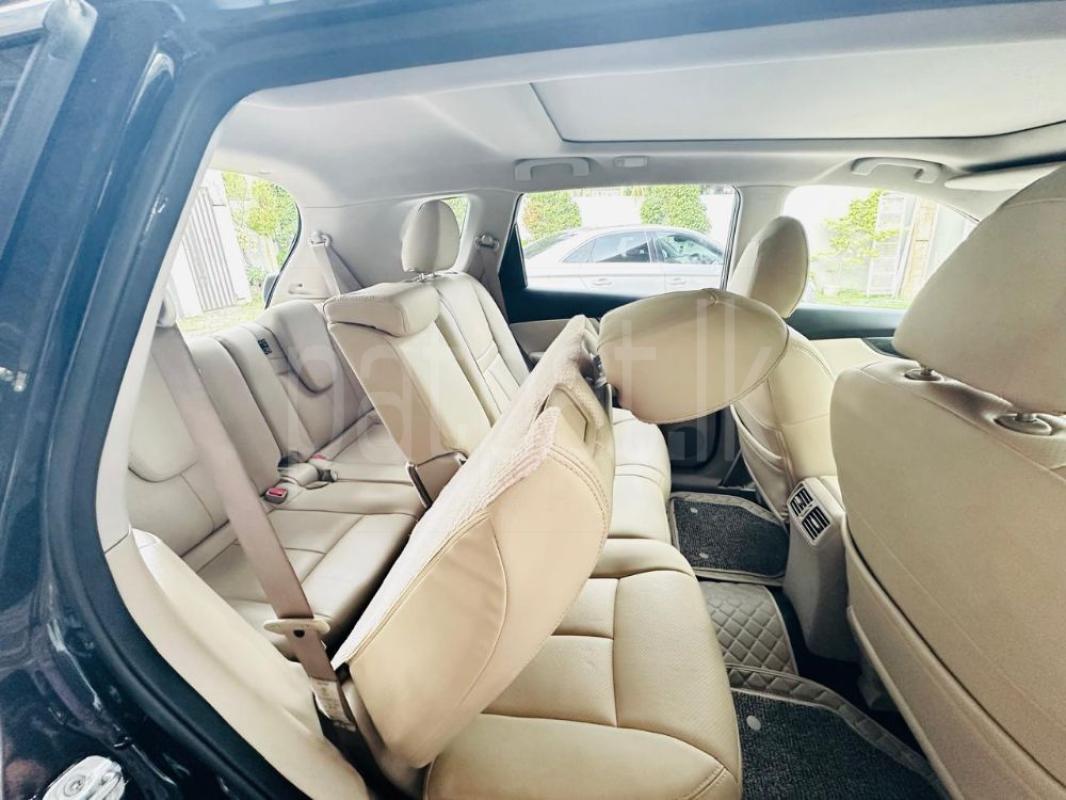 Nissan X Trail 2014 - பயன்படுத்தப்பட்டது SUV sale in Sri Lanka - patpat.lk