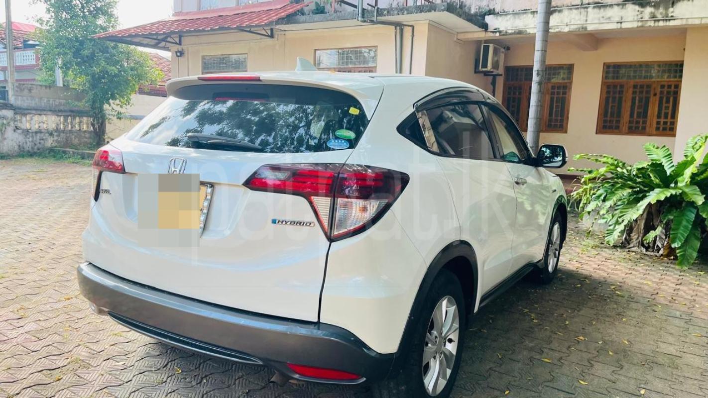 Honda Vezel 2014 - பயன்படுத்தப்பட்டது SUV sale in Sri Lanka - patpat.lk