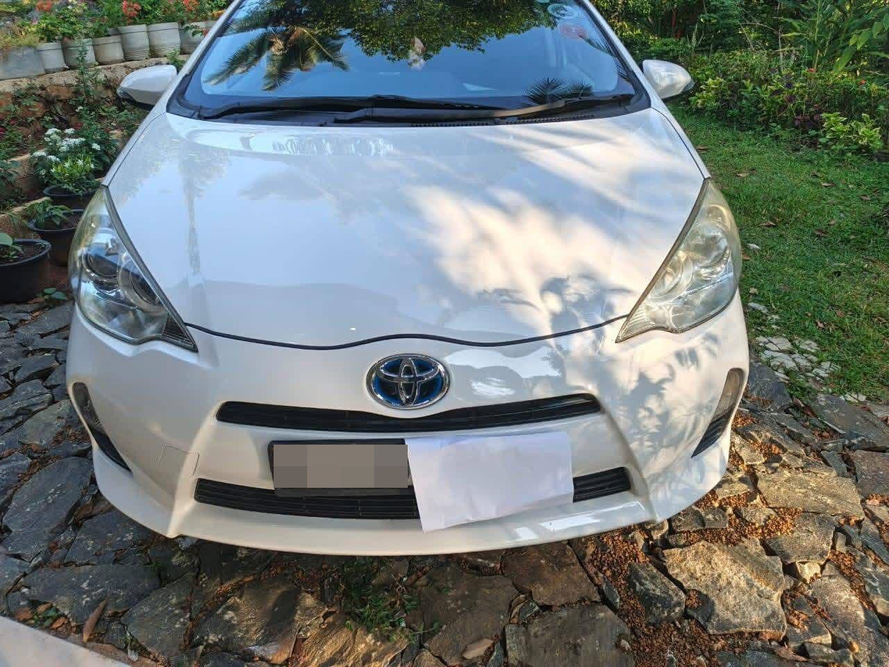 Toyota Aqua 2013 - භාවිතා කරන ලද කාර් sale in Sri Lanka - patpat.lk