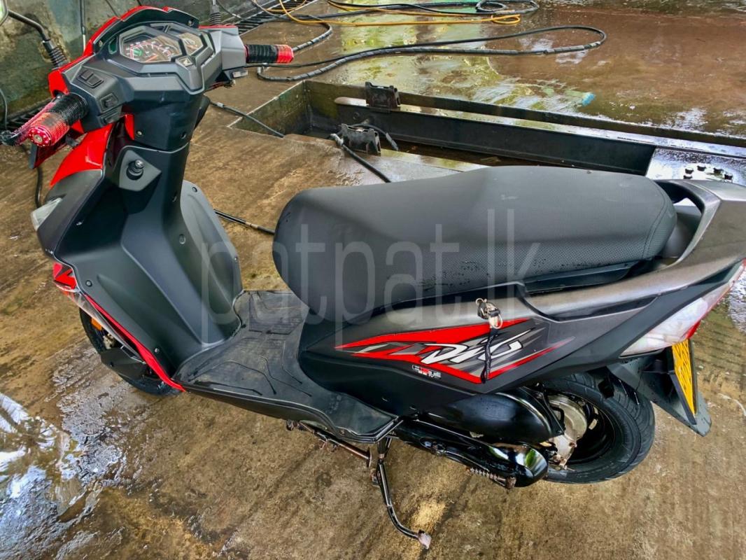 Honda Dio 2017 - பயன்படுத்தப்பட்டது பைக் sale in Sri Lanka - patpat.lk