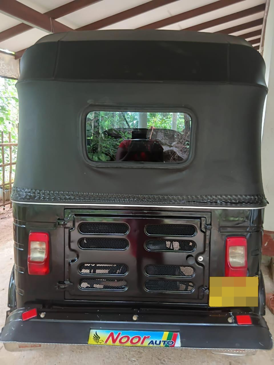 Bajaj Three Wheel 2014 - Used Three wheeler sale in Sri Lanka - patpat.lk